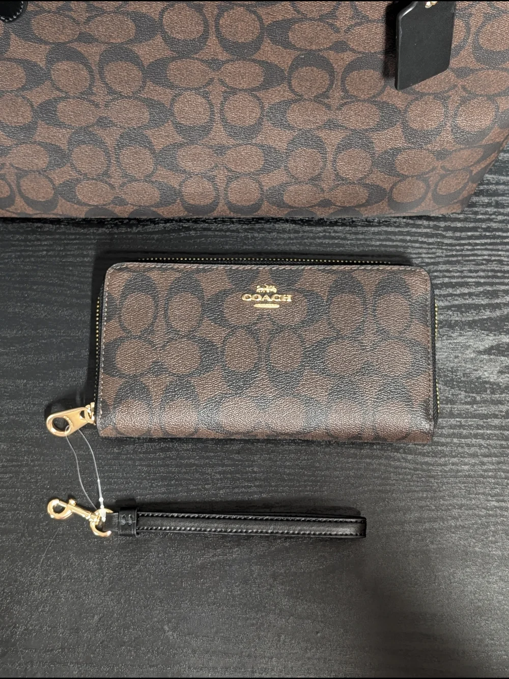 Coach Signature Zip Top Tote & Wallet Gift Set  "NWT" - Picture 2 of 9